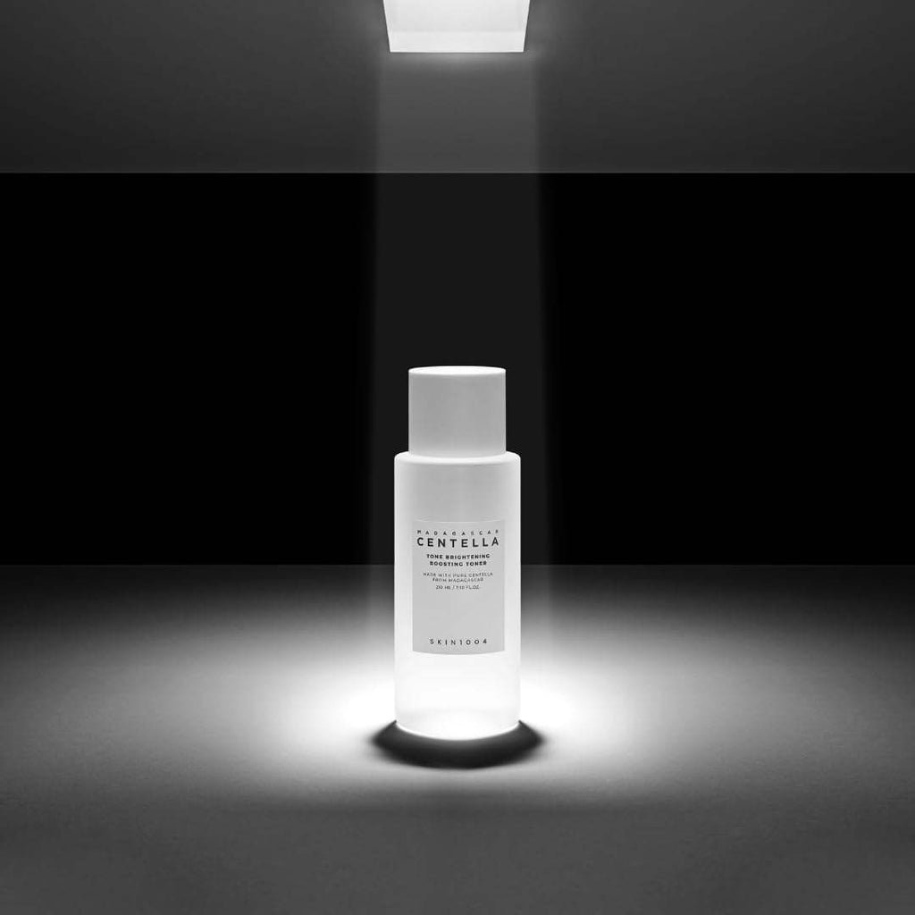 Centella tone brightening boosting toner - Skin1004